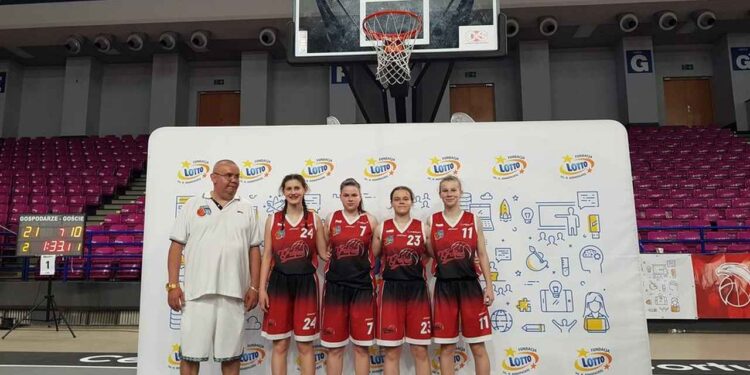 Powiat grójecki: Srebro spod kosza