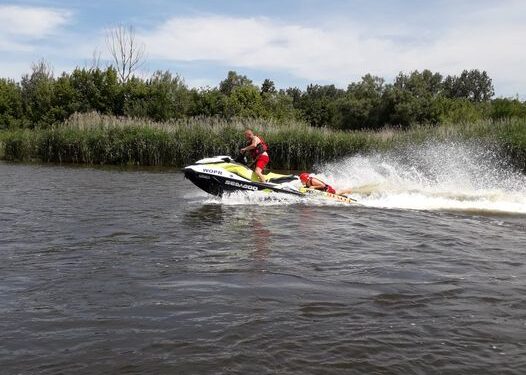 Z regionu: Dziecko wypadło z kajaka na Pilicy