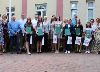 Powiat radomski: Laury naukowe