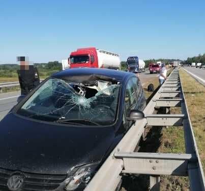 Groźny wypadek na obwodnicy Białobrzegów – są utrudnienia! [Zdjęcia]