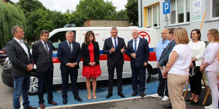 Powiat zwoleński: Medycyna na czterech kołach