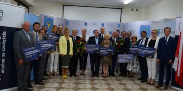 Powiat kozienicki: Dotacje dla gmin