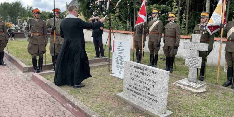 Powiat przysuski: Ku pamięci ułanów [galeria]