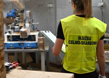 Radom: Nielegalna produkcja zamknięta [FILM, ZDJĘCIA]