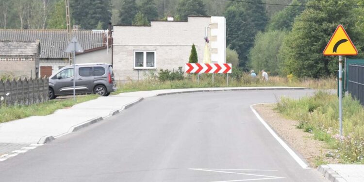 Powiat radomski: Bezpieczeństwo uczniów [galeria]