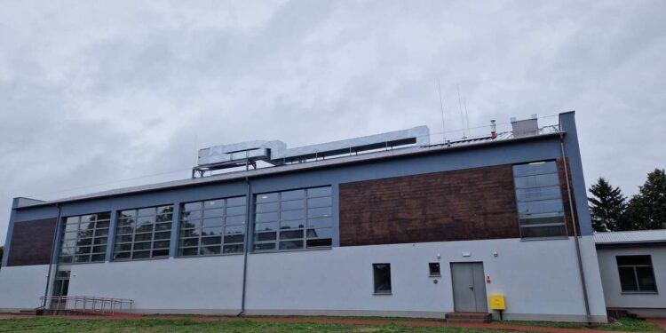 Powiat radomski: Otwarcie sali z HydroTruckiem Radom [Foto i video]