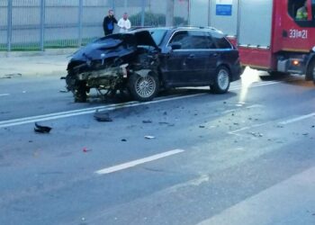 Radom: Zderzenie czołowe na 25 Czerwca [Zdjęcia]