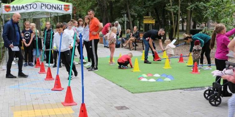 Powiat radomski: W zaciszu starych drzew [galeria]