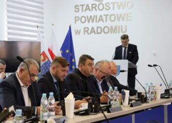 Powiat radomski: Nie tylko o szkolnictwie