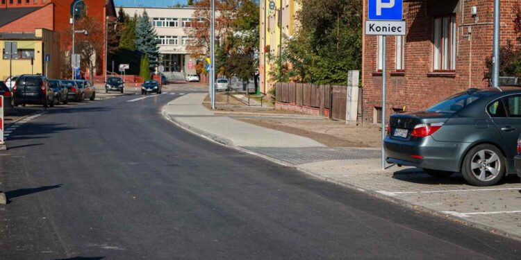 Radom: Ulica Cicha już po remoncie