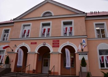 Powiat radomski: Astronomia i amfiteatr