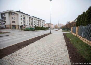Radom: Chodniki na ul. Rapackiego gotowe
