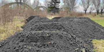 Białobrzegi: Nielegalne wysypisko nad Pilicą?