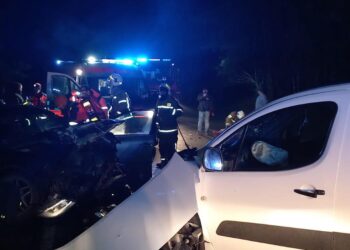 Powiat kozienicki: Pięć osób rannych po zderzeniu czołowym