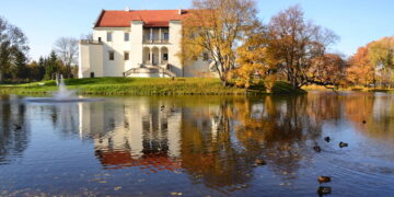 Powiat szydłowiecki: Biało-czerwona Nowa Zelandia