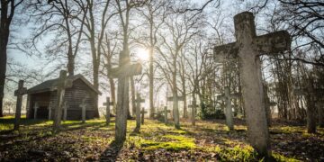 Region radomski / Z województwa: Wsparcie dla miejsc pamięci