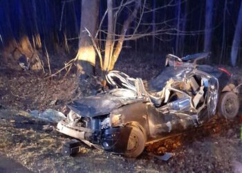 Radomskie: Koszmarny wypadek – nie żyją młodzi mieszkańcy powiatu lipskiego
