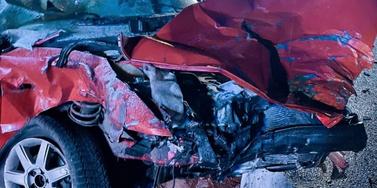 Powiat radomski: Zderzenie cysterny i osobówki w Podgórze