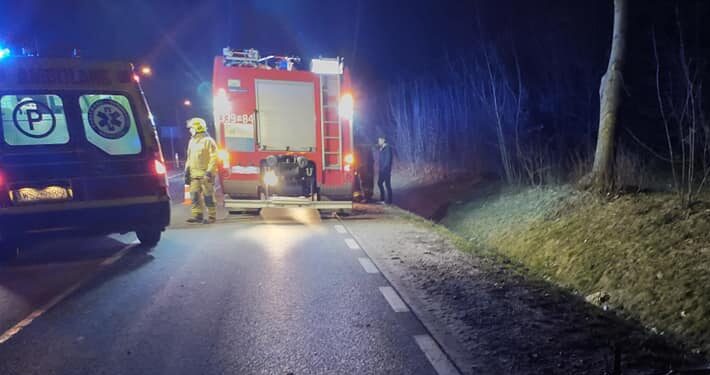 Powiat radomski: Rowerzysta potrącony przez osobówkę