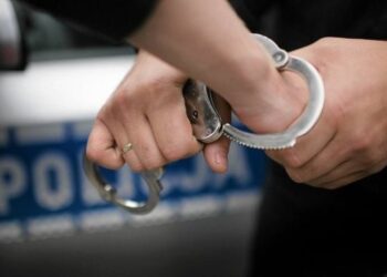 Powiat szydłowiecki: Kryjówka w tapczanie