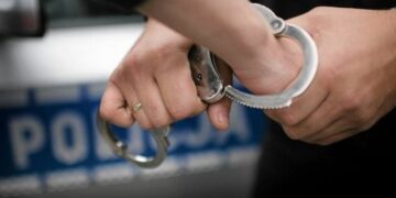 Powiat szydłowiecki: Kryjówka w tapczanie