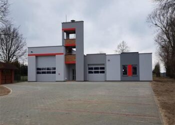 Powiat radomski: Izba krzewiąca historię