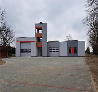 Powiat radomski: Izba krzewiąca historię
