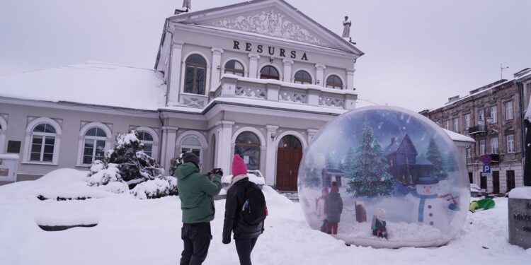Radom: Beksińscy spomiędzy okładek
