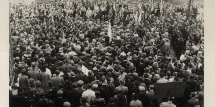 Z kraju: Niepamięć historyczna