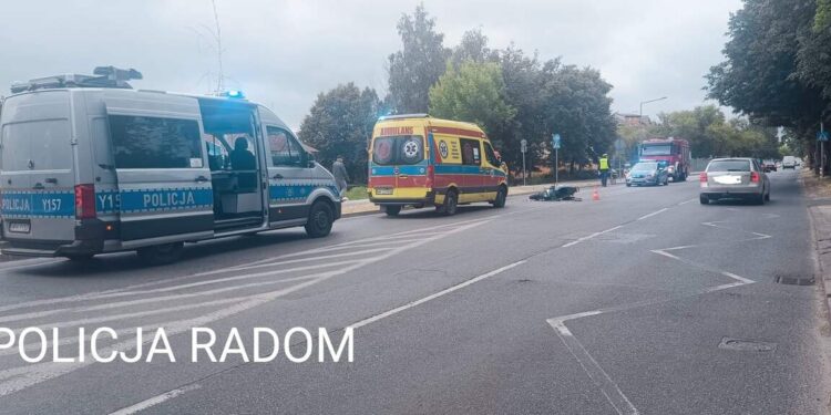 Radom: Groźny wypadek – nietrzeźwa motorowerzystka w szpitalu
