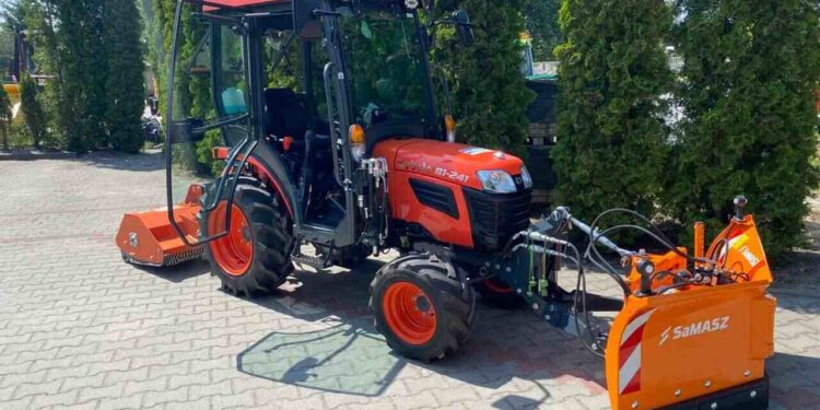 Powiat szydłowiecki: Traktor wielozadaniowy