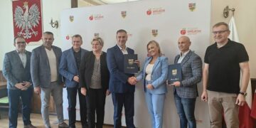 Powiat grójecki: Współpraca drogowa