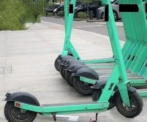 Z kraju: Jednoosobowa jazda w pozycji stojącej