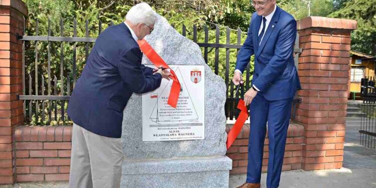 Powiat radomski: Pamięci żeglarza