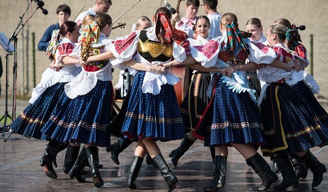 Powiat szydłowiecki: Mazowsze w zamku