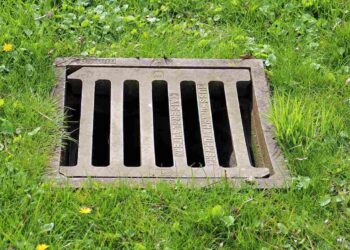 Powiat zwoleński: Kanalizacja zamiast szamba