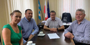 Powiat białobrzeski: Śruby, wkręty i nity