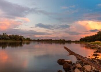 Powiat kozienicki: Pomiędzy brzegami