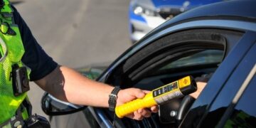 Radom: Kompletnie pijana wiozła roczne dziecko