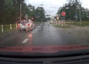 Powiat kozienicki: “Gdzieś się spieszył” – stracił prawo jazdy [VIDEO]