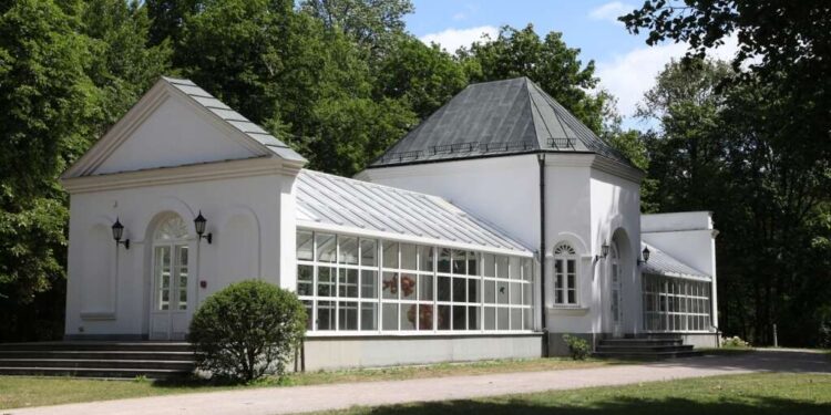 Powiat szydłowiecki: „W głąb trapezu”