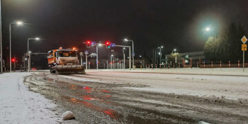 Radom / Region radomski: Zima na drogach – trudne warunki, wypadki, kolizje