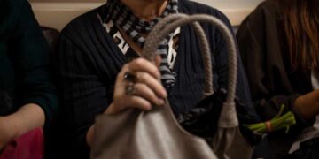 Radom: 15-latek okradał seniorki