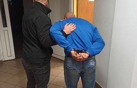 Białobrzegi: Okradli sklep i zaatakowali ekspedientki