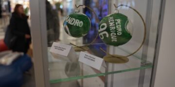 Radom: Każdy może wylicytować bombkę w szczytnym celu