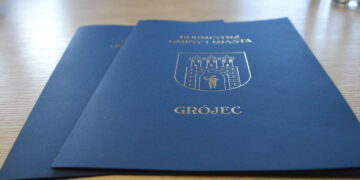 Powiat grójecki: Przebudowa sportowa